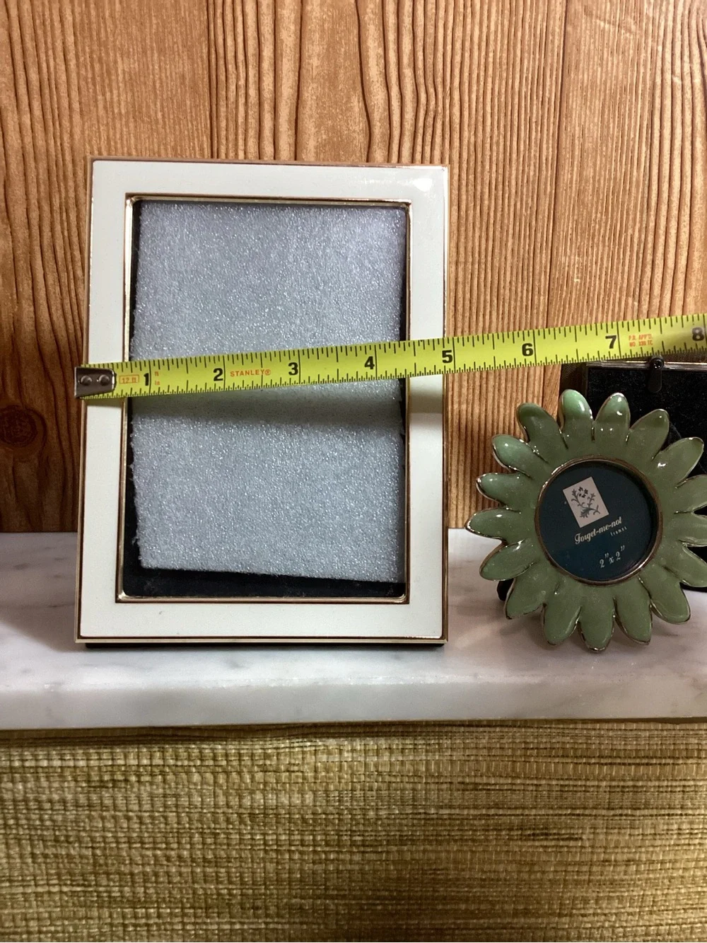 Enamel Frames with Green Daisy Accent Frame
